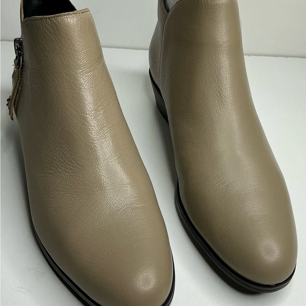 Aerosoles Collaroy Women's Boots Trench Coat Leather Sz 5.5M New - Picture 6 of 8